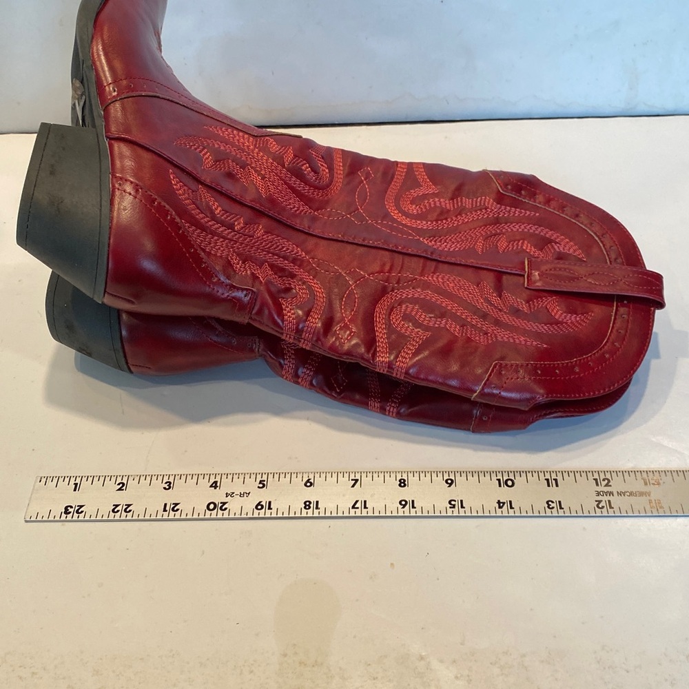 NWOT Women’s Red Faux Leather Cowboy Boots - Picture 7 of 7